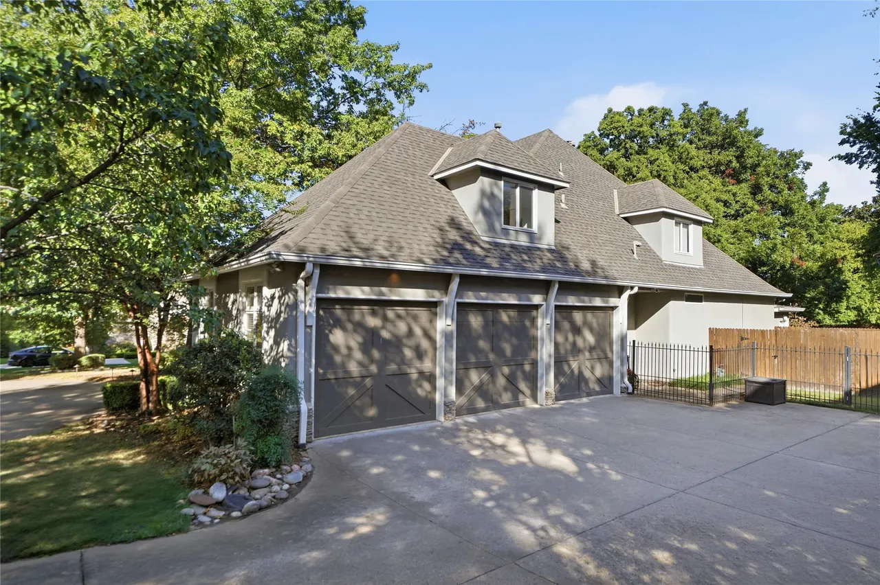 Photo 4 — 3661 S Lewis Avenue, Tulsa, OK 74105