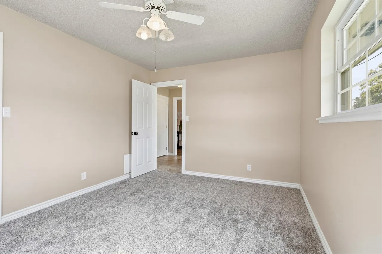 Photo 19 — 809 Pershing Drive W, Ardmore, OK 73401