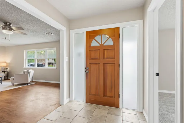 Photo 3 — 809 Pershing Drive W, Ardmore, OK 73401