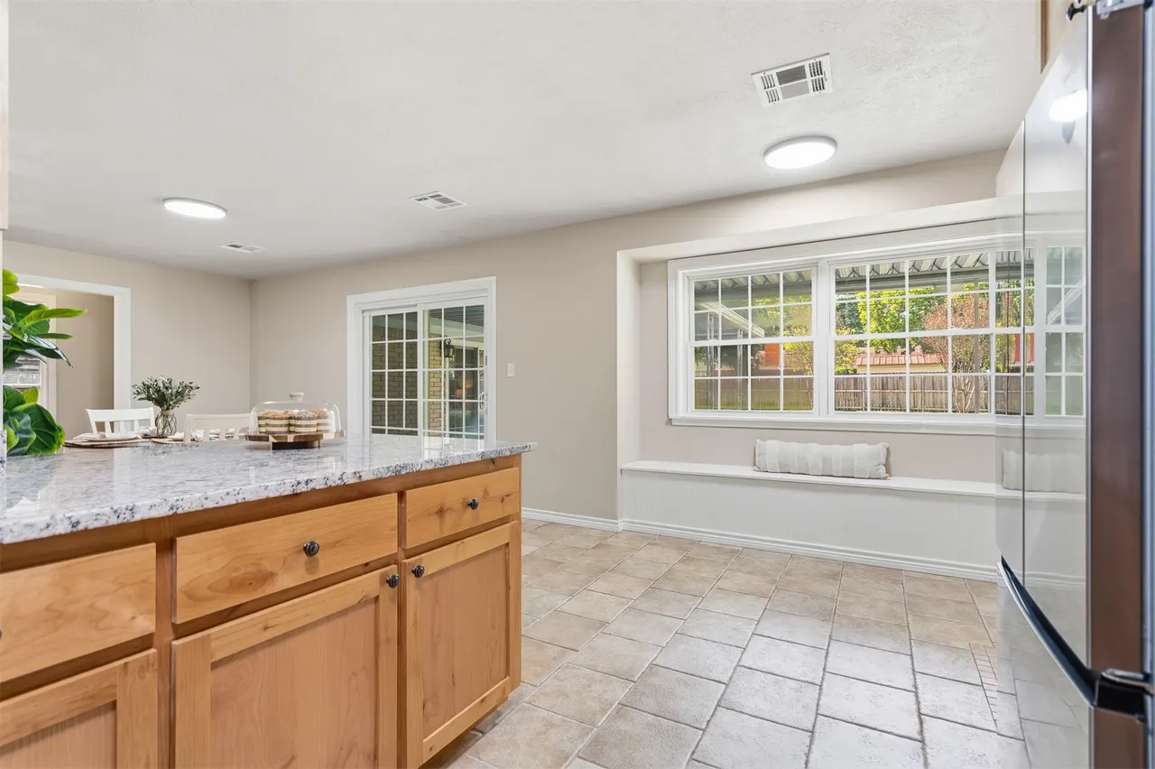 Photo 13 — 809 Pershing Drive W, Ardmore, OK 73401
