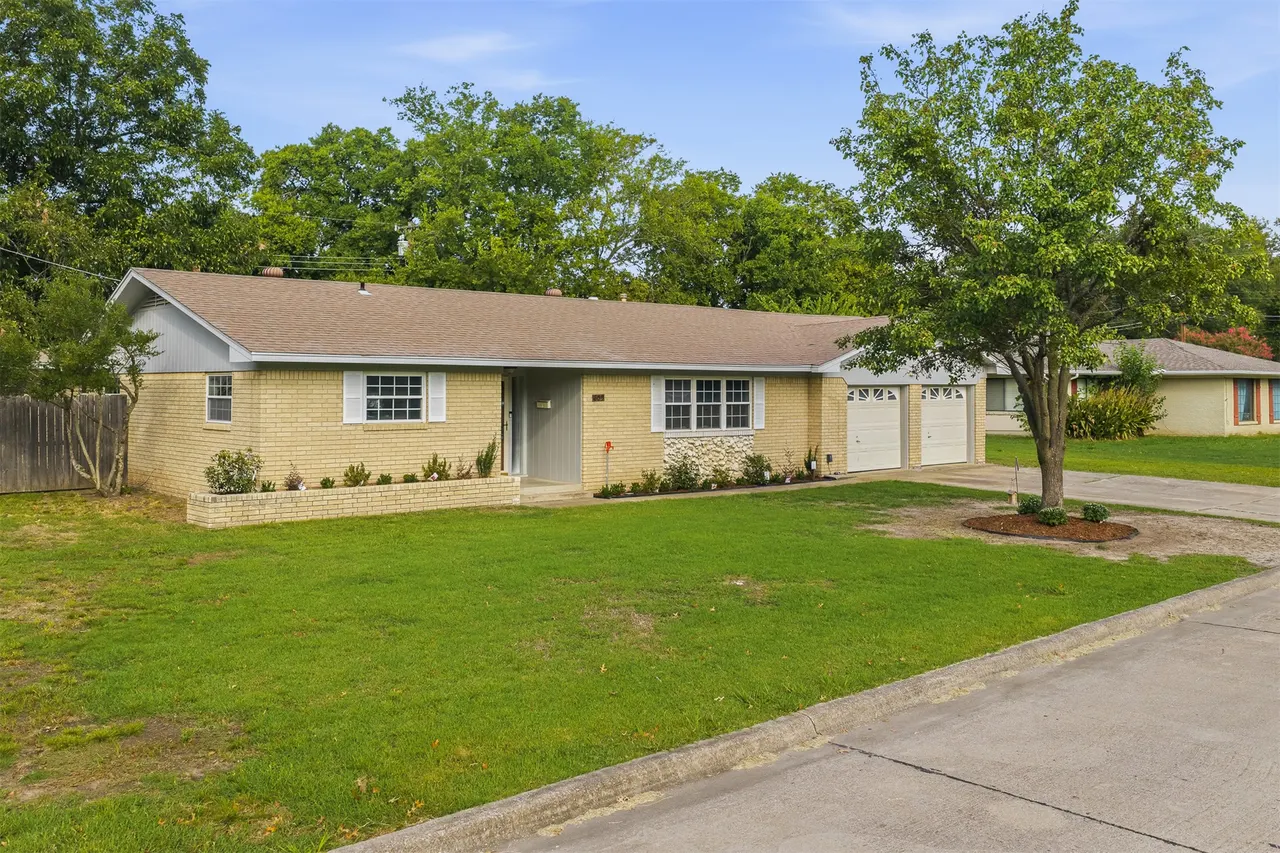 Photo 27 — 809 Pershing Drive W, Ardmore, OK 73401