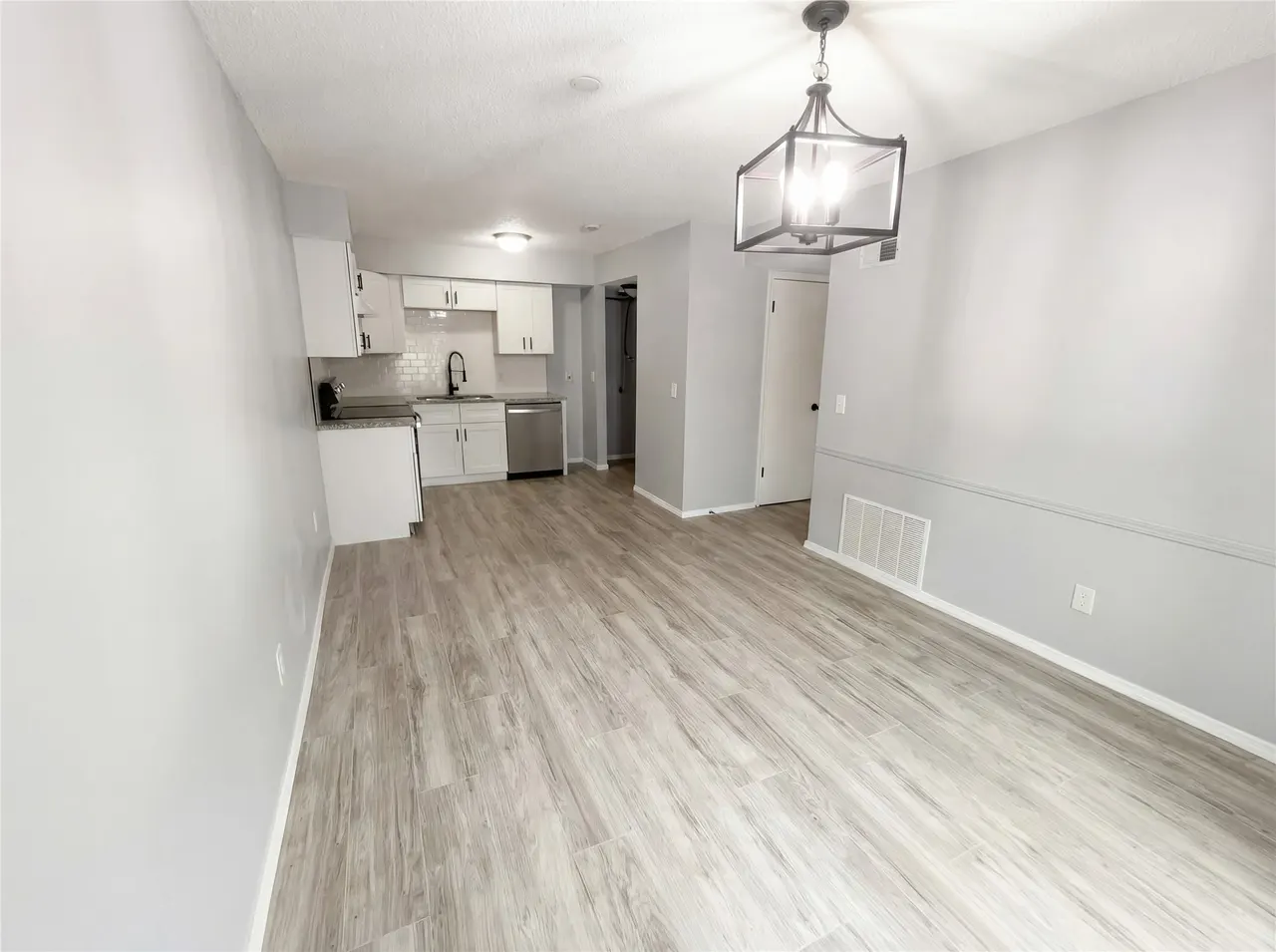 Photo 7 — 6020 NW Expressway 6020, Oklahoma City, OK 73132