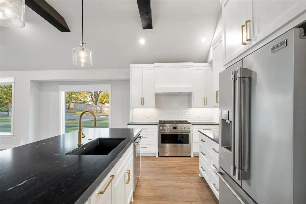 Photo 11 — 11308 S Fir Avenue W, Jenks, OK 74037