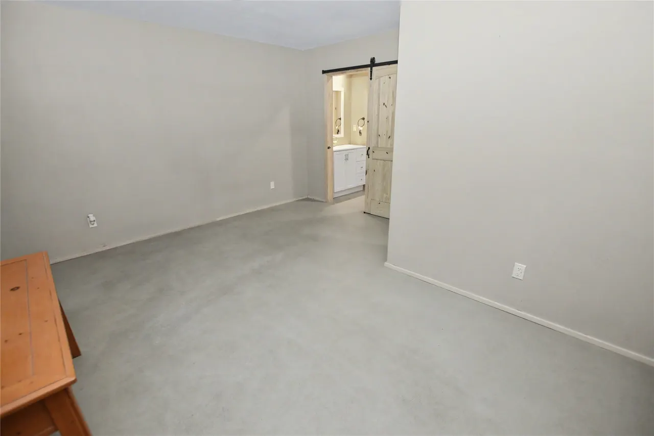 Photo 4 — 14969 W Grandview Road, Tahlequah, OK 74464