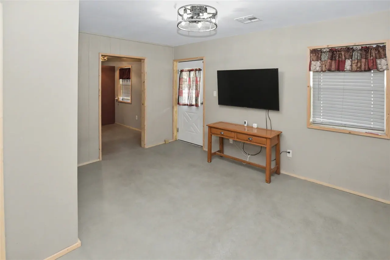 Photo 5 — 14969 W Grandview Road, Tahlequah, OK 74464