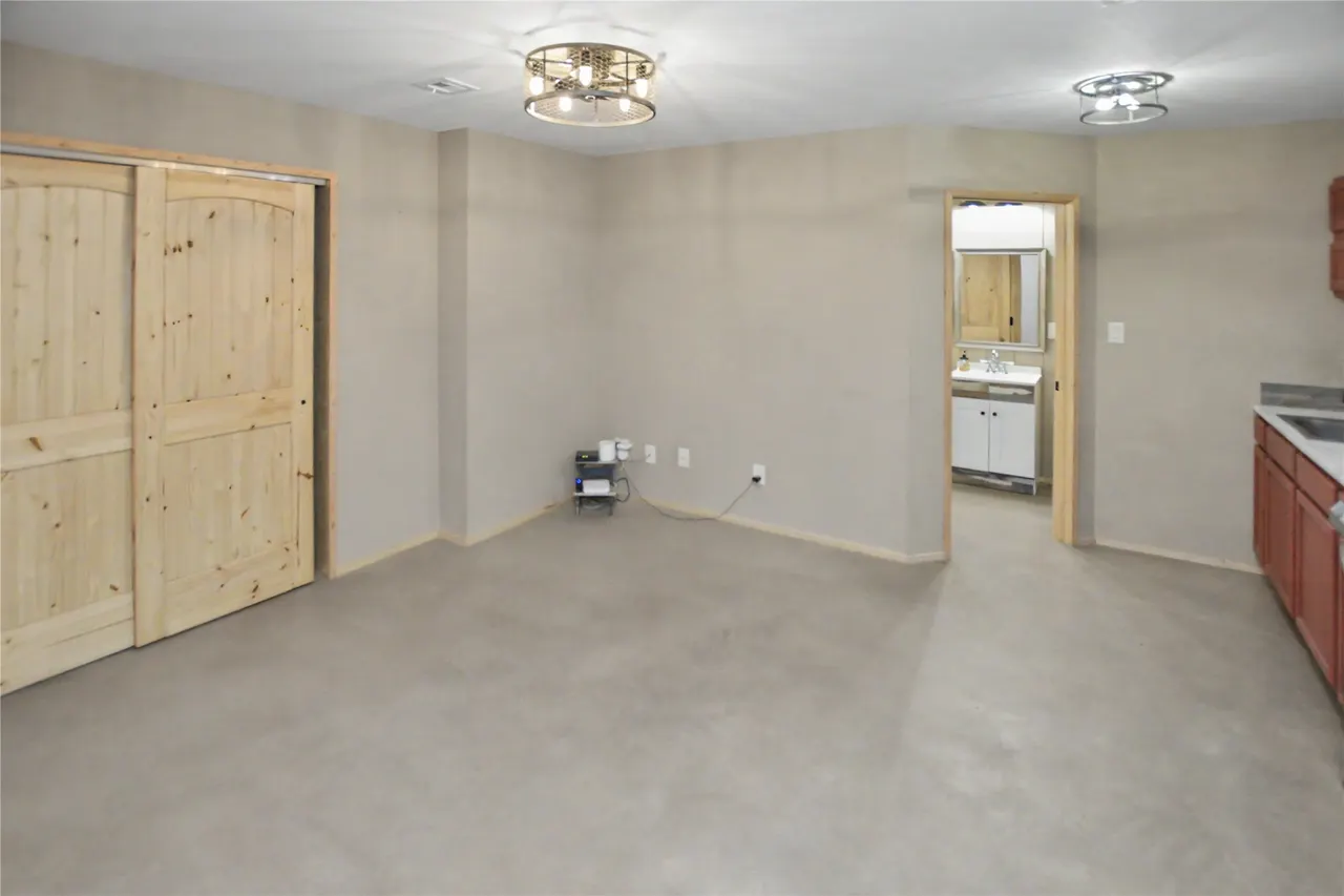 Photo 7 — 14969 W Grandview Road, Tahlequah, OK 74464