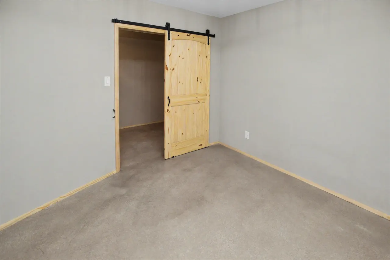 Photo 13 — 14969 W Grandview Road, Tahlequah, OK 74464