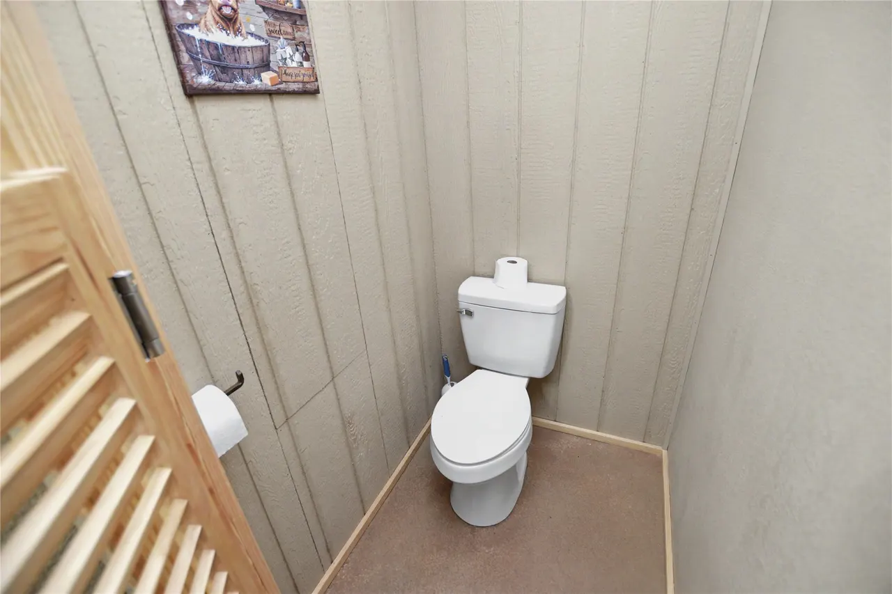 Photo 16 — 14969 W Grandview Road, Tahlequah, OK 74464