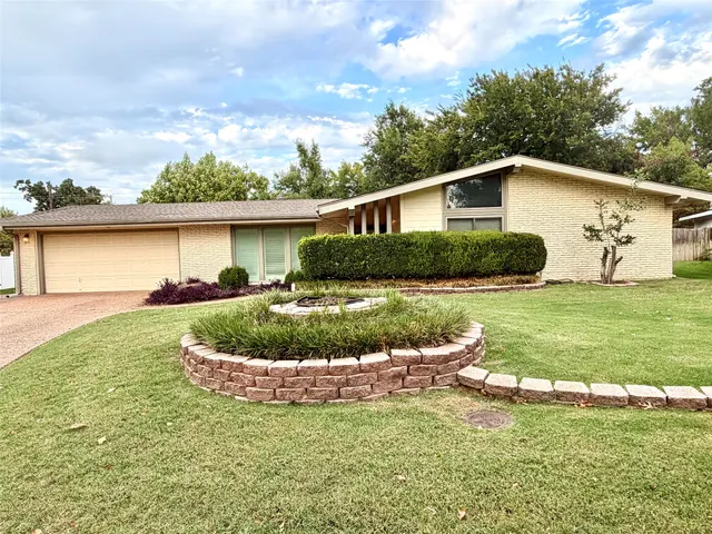 Photo 6 — 3447 E 57th Street S, Tulsa, OK 74135