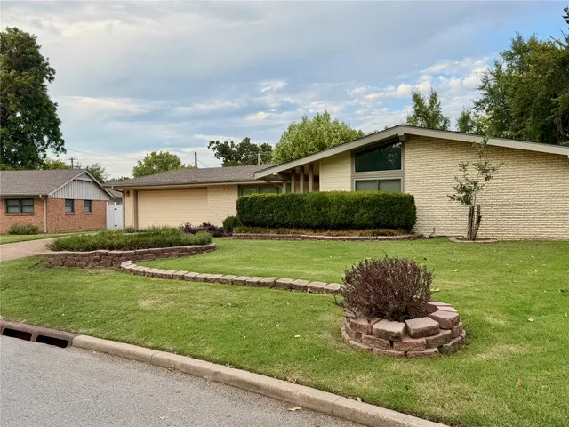 Photo 5 — 3447 E 57th Street S, Tulsa, OK 74135