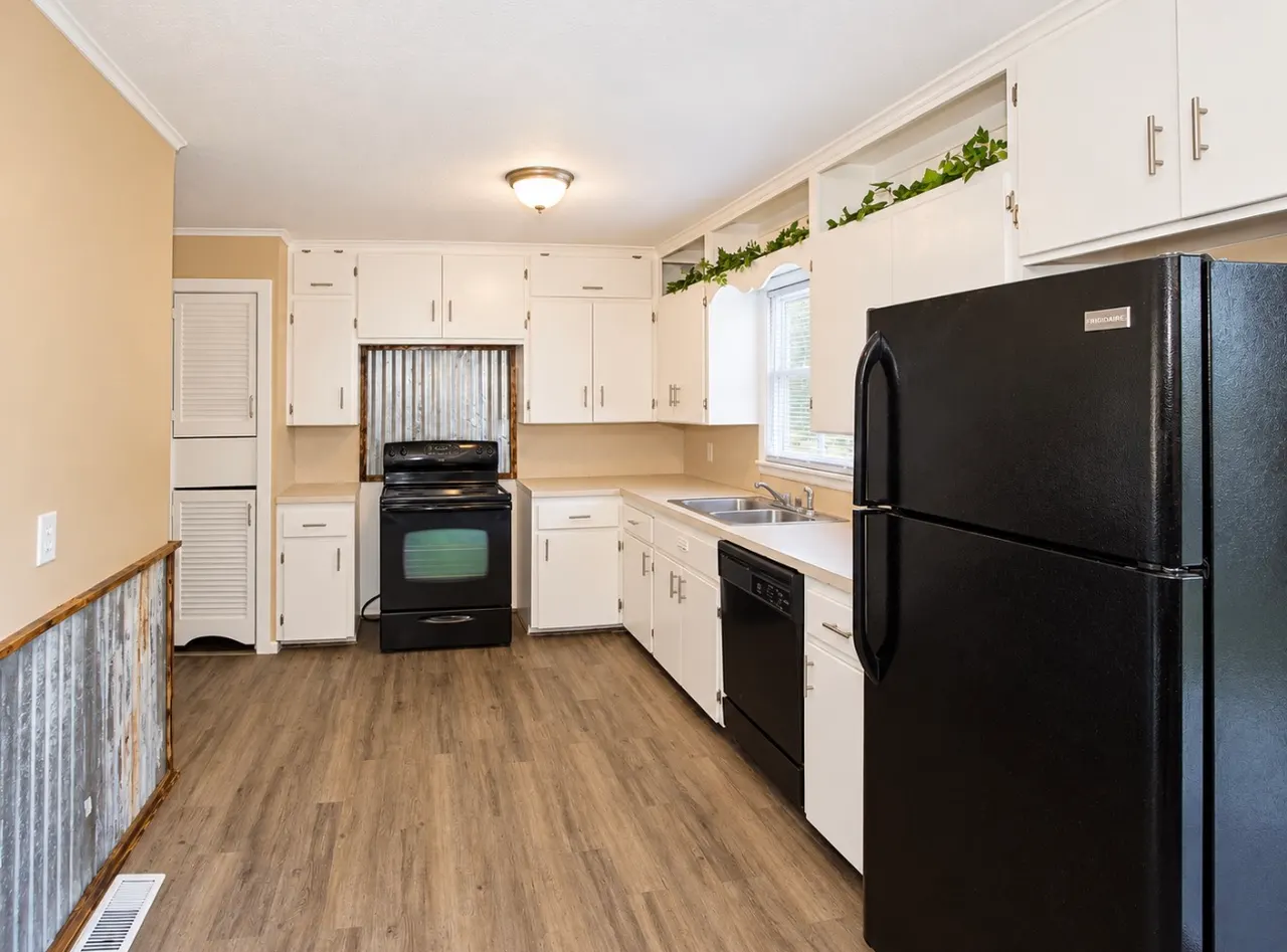 Photo 7 — 8333 E 169th Street S, Bixby, OK 74008