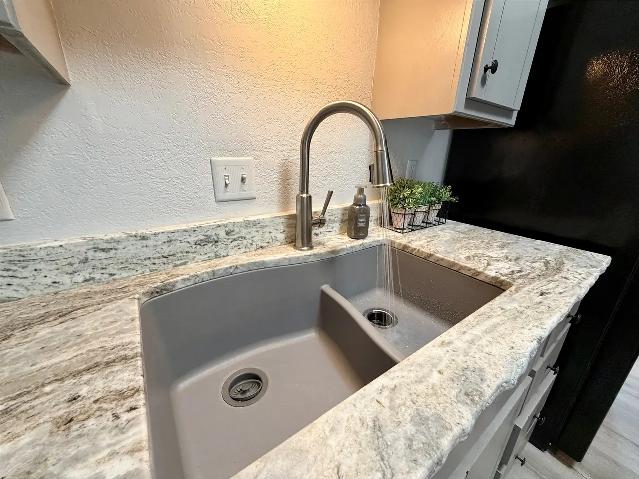 Photo 13 — 1434 Will Rogers Drive, Cushing, OK 74023