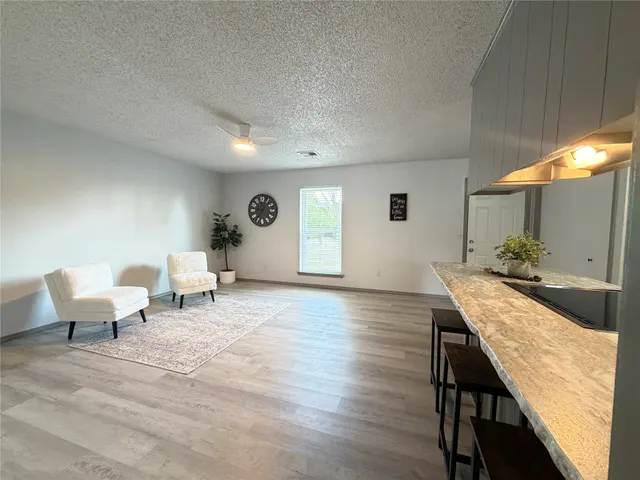Photo 2 — 1434 Will Rogers Drive, Cushing, OK 74023