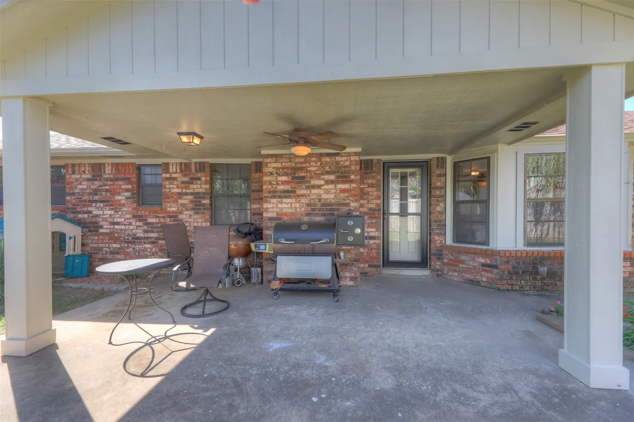 Photo 23 — 330 Cara Lee Lane, Bartlesville, OK 74006