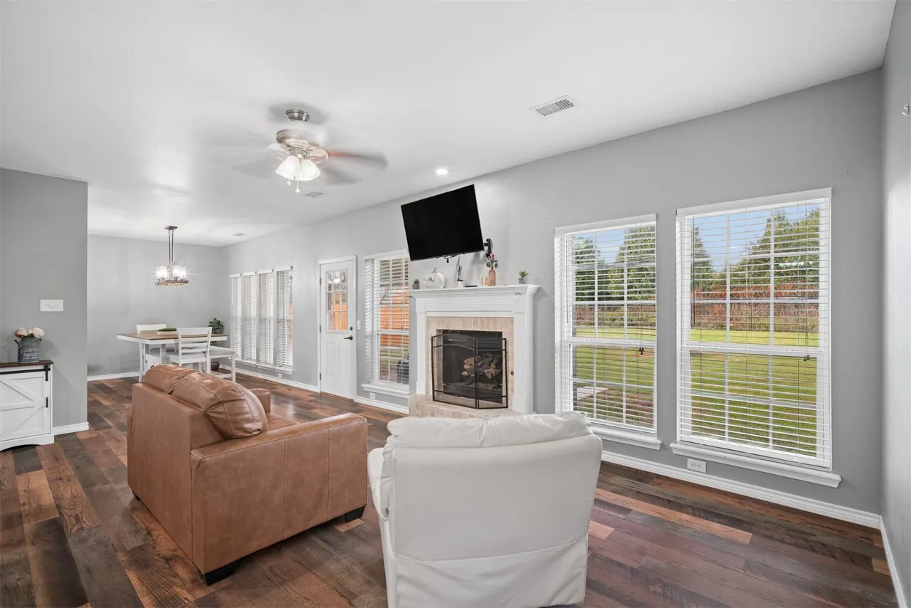 Photo 14 — 3304 N 1st Street, Broken Arrow, OK 74012