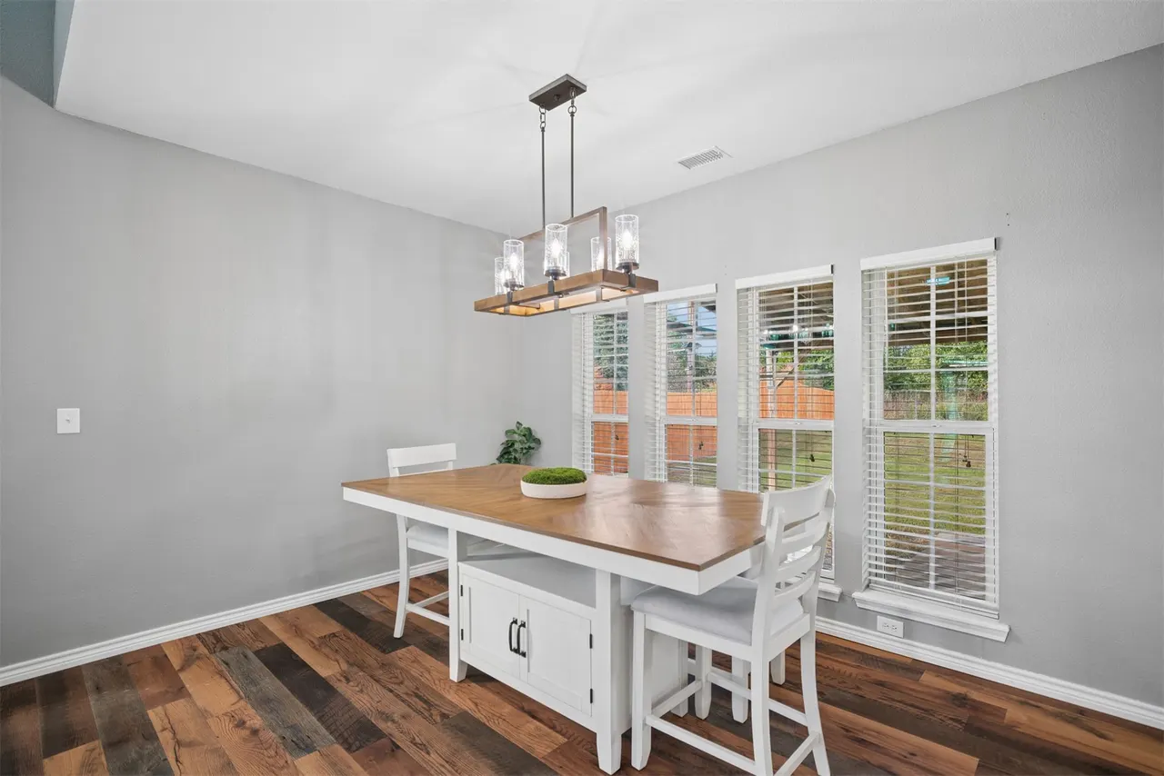 Photo 5 — 3304 N 1st Street, Broken Arrow, OK 74012