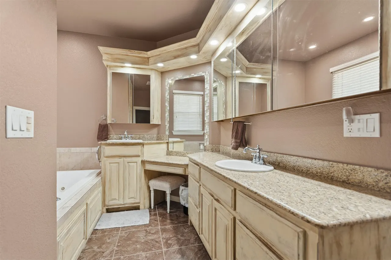 Photo 29 — 182 Farland, Ardmore, OK 73401
