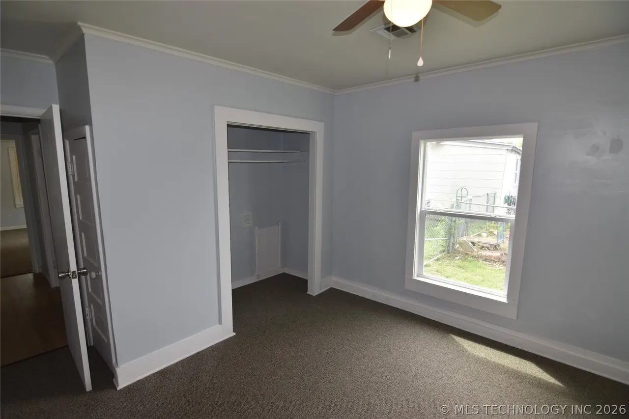 Photo 6 — 813 S Elm Avenue, Bartlesville, OK 74003