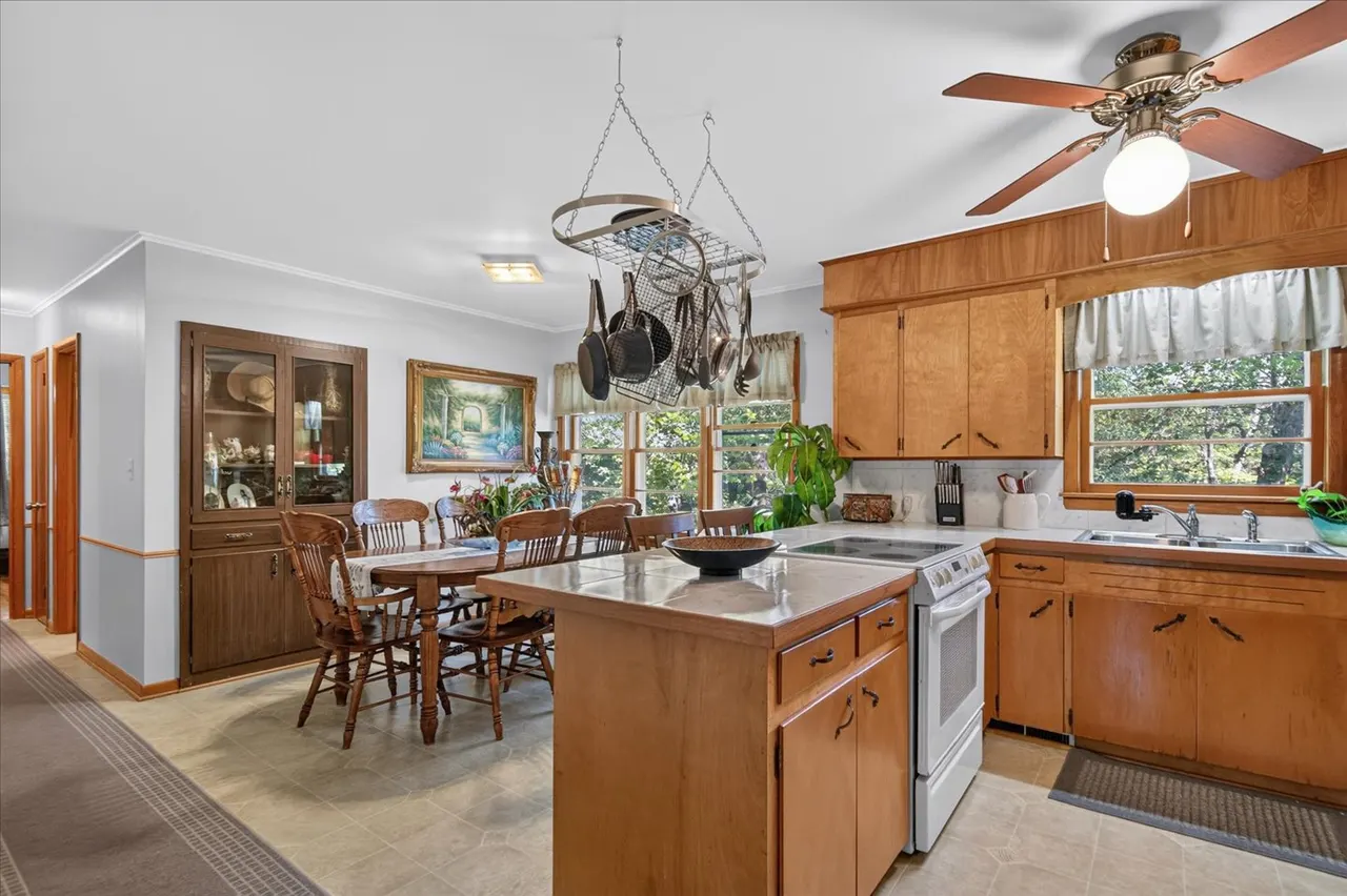 Photo 6 — 9803 E 156th Street N, Collinsville, OK 74021