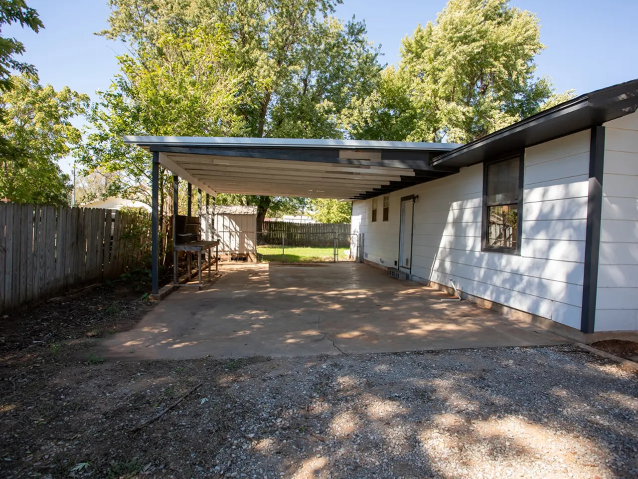Photo 52 — 208 N 5 th Street, OK 73773