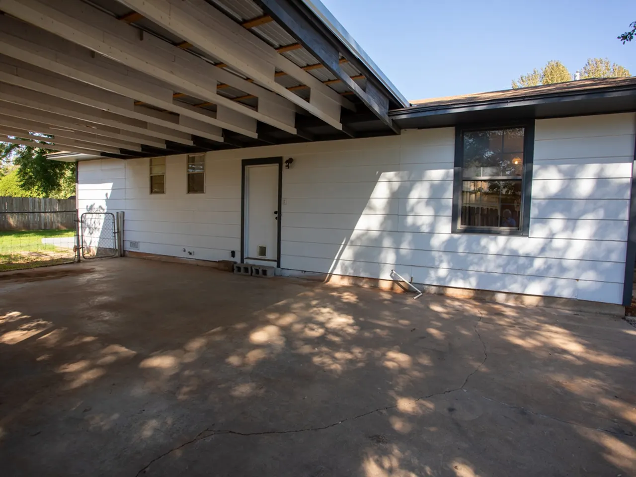 Photo 53 — 208 N 5 th Street, OK 73773