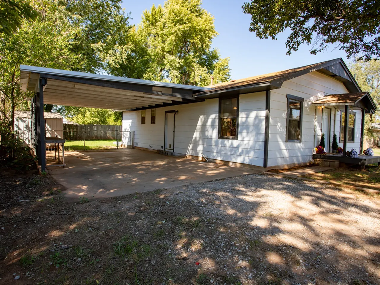 Photo 54 — 208 N 5 th Street, OK 73773