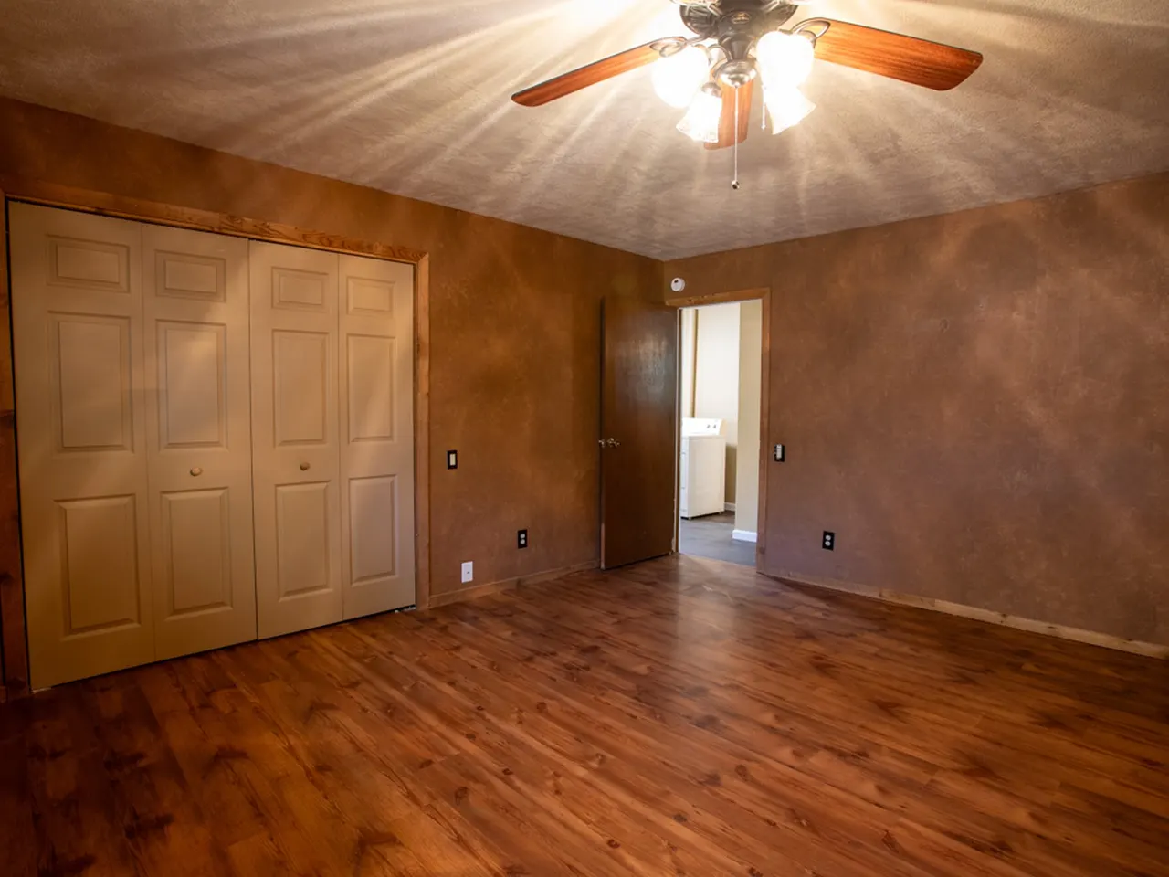 Photo 27 — 208 N 5 th Street, OK 73773