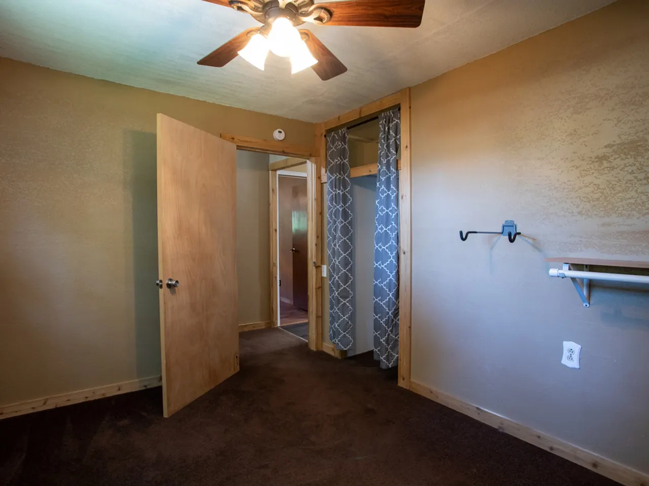 Photo 31 — 208 N 5 th Street, OK 73773