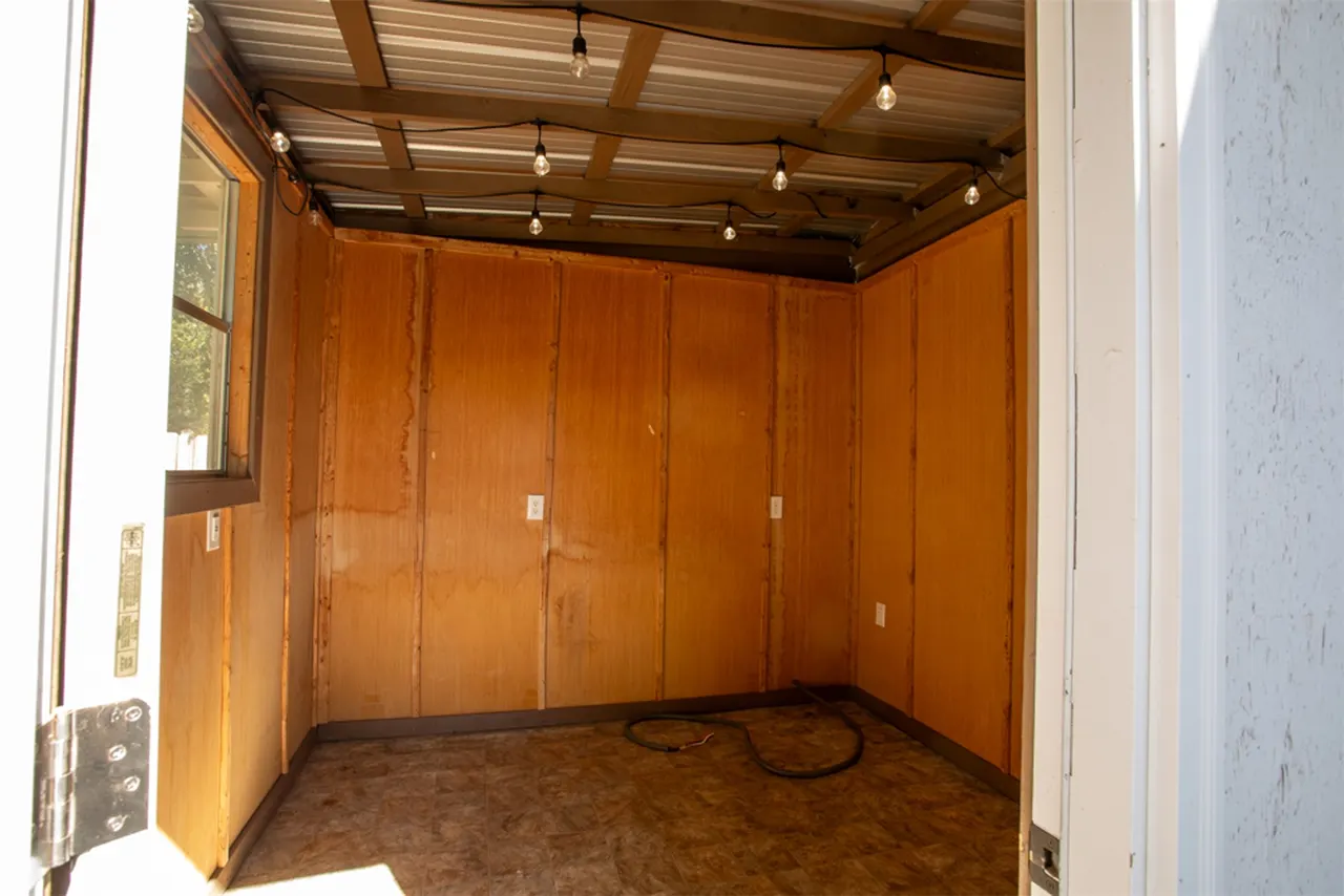 Photo 41 — 208 N 5 th Street, OK 73773