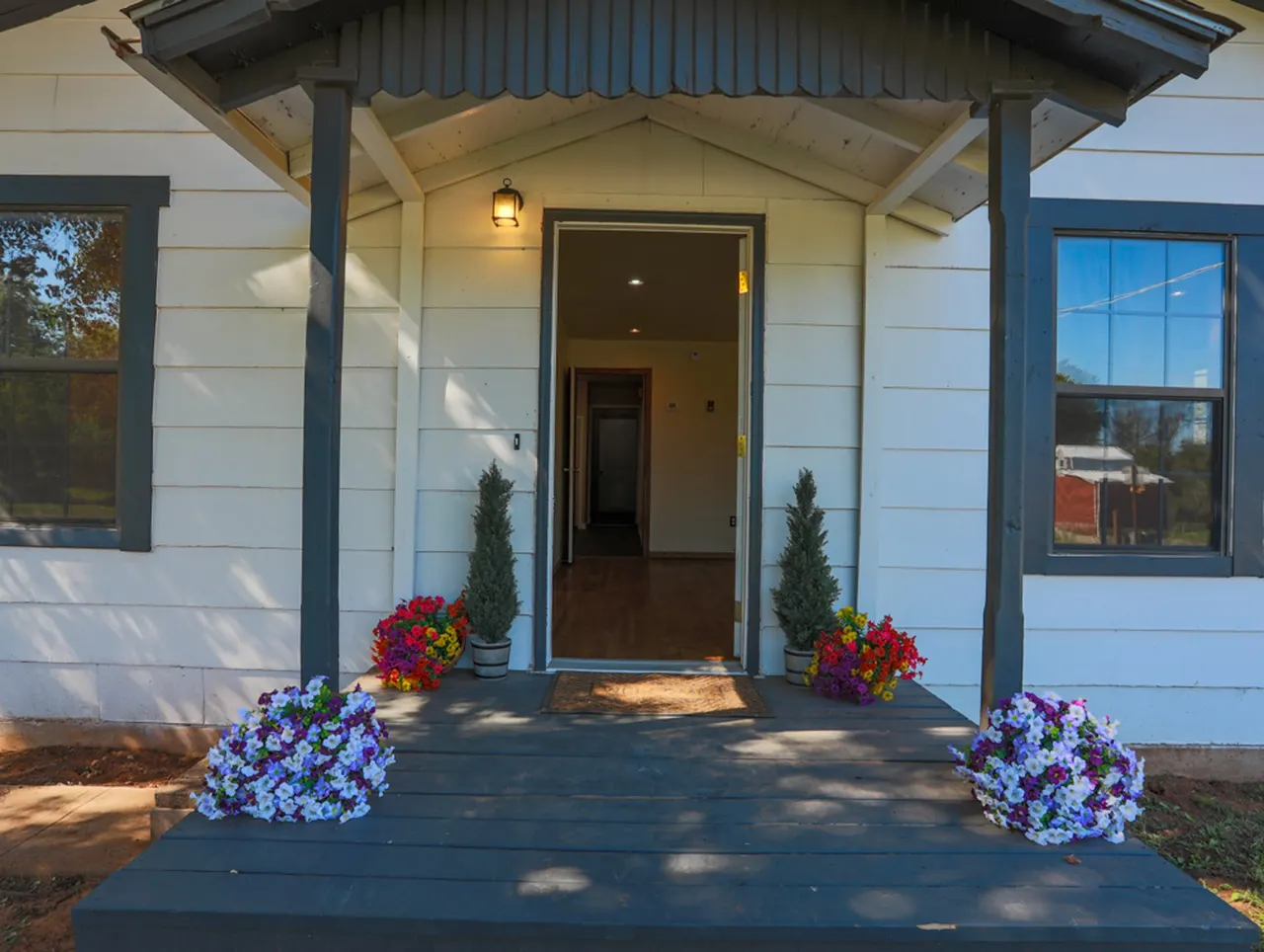 Photo 3 — 208 N 5 th Street, OK 73773