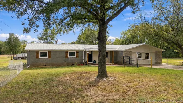 Photo 2 — 11754 E 520 Road, Claremore, OK 74019