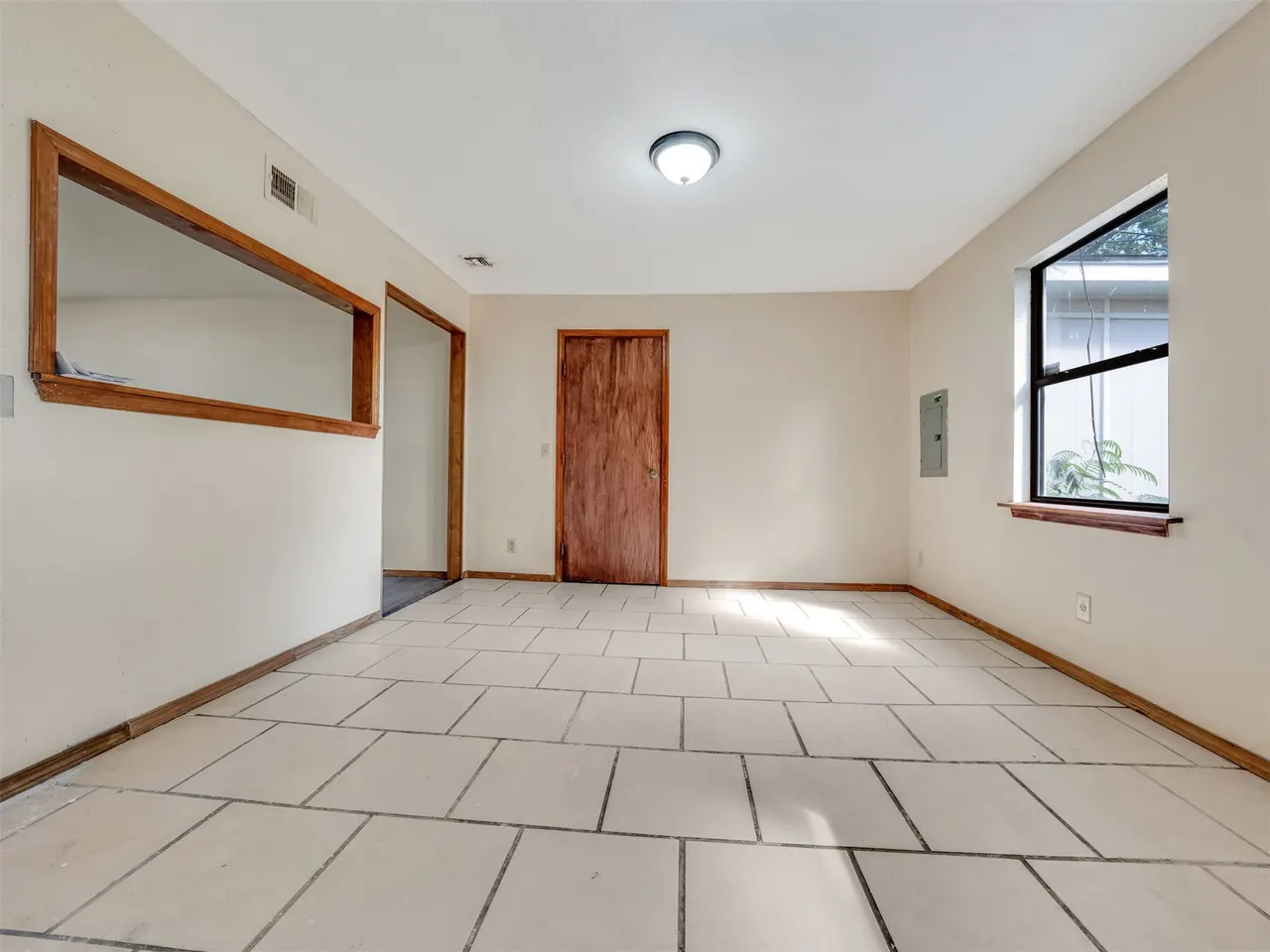 Photo 11 — 4147 N Frankfort Avenue, Tulsa, OK 74106