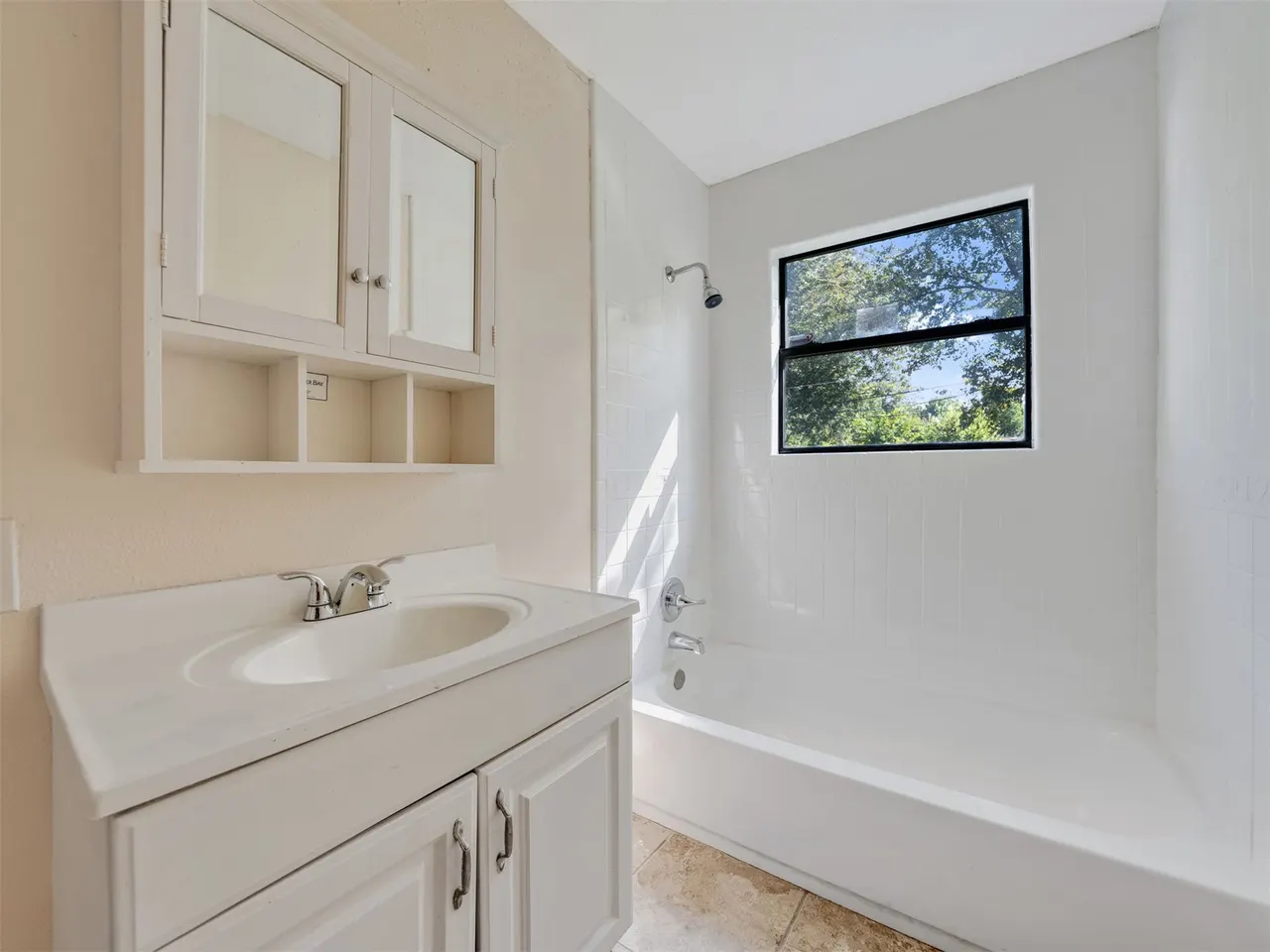 Photo 14 — 4147 N Frankfort Avenue, Tulsa, OK 74106