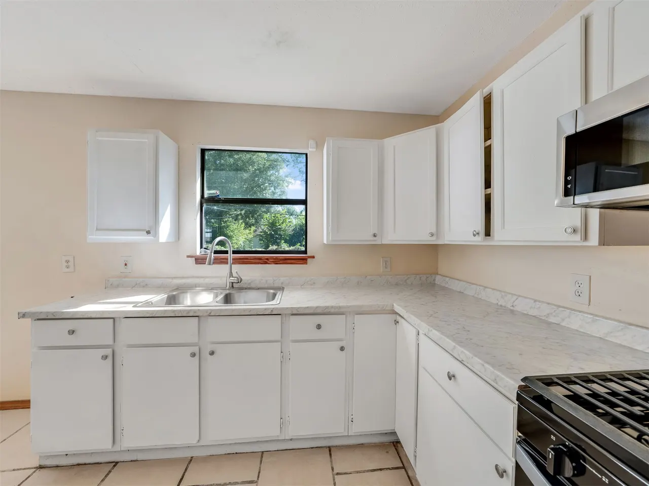Photo 7 — 4147 N Frankfort Avenue, Tulsa, OK 74106