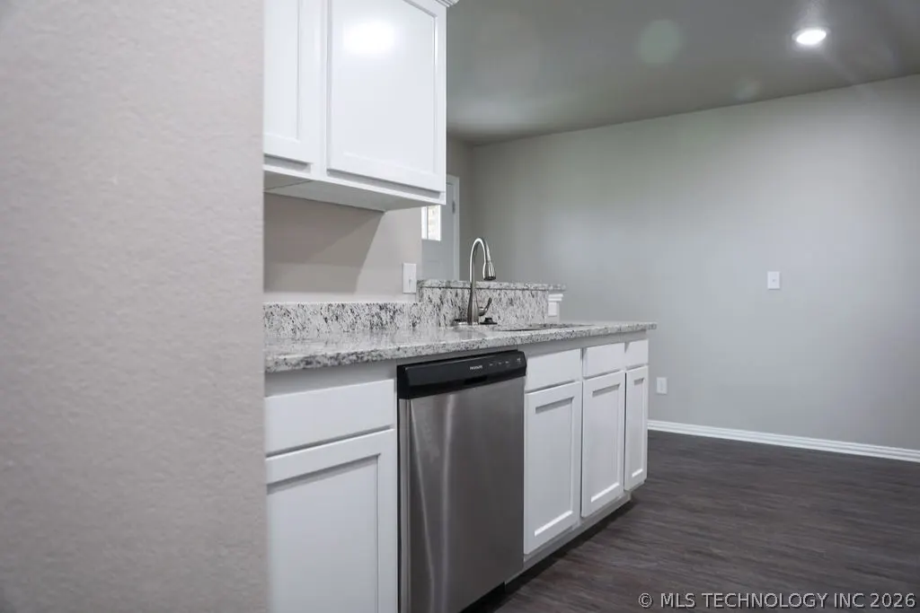 Photo 6 — 5018 S Mockingbird Lane, Atoka, OK 74525