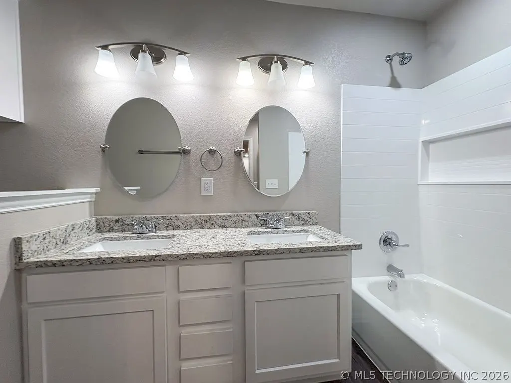 Photo 13 — 5018 S Mockingbird Lane, Atoka, OK 74525
