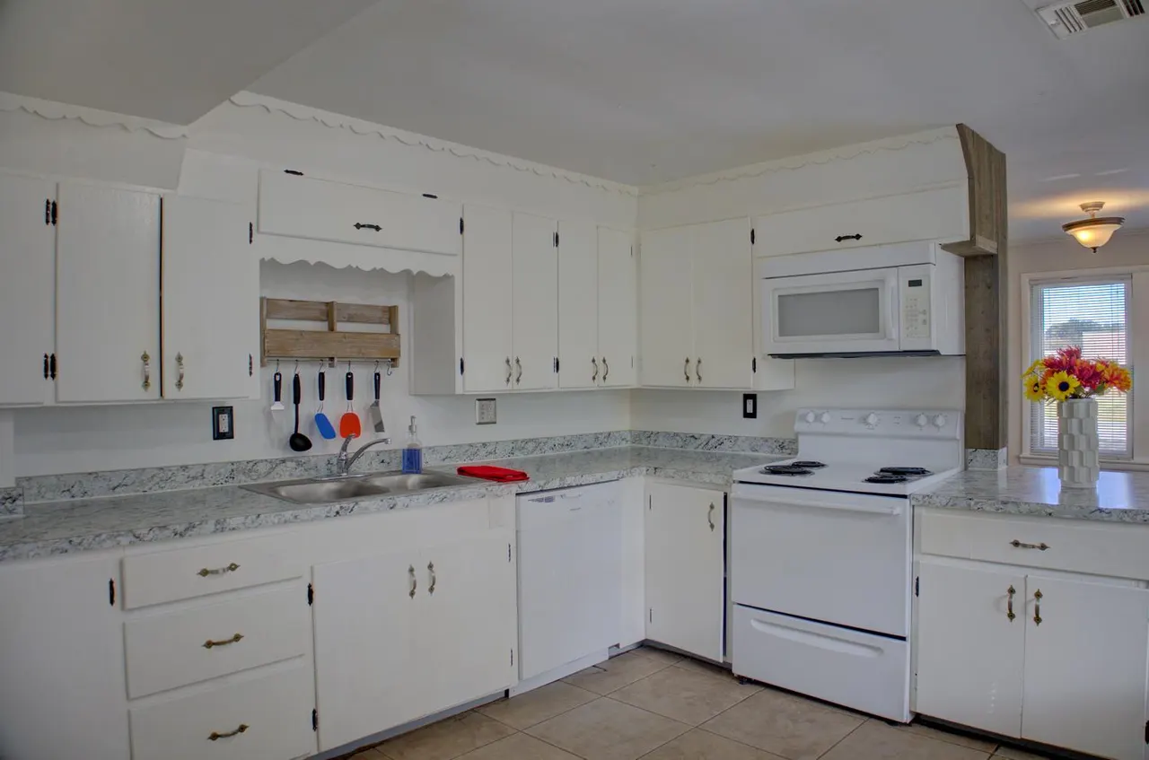 Photo 19 — 8930 S Union Avenue, Tulsa, OK 74132