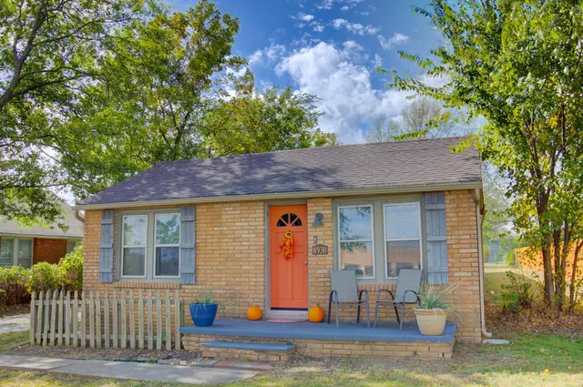 Photo 2 — 8930 S Union Avenue, Tulsa, OK 74132