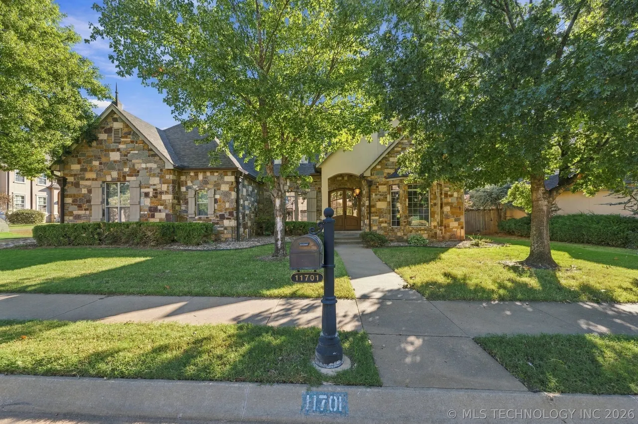 Front exterior — 11701 S Oswego Avenue, Tulsa, OK 74137