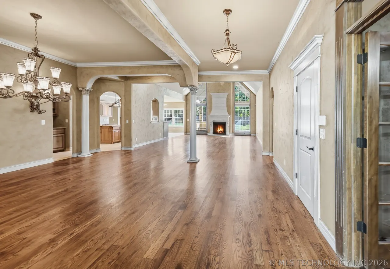 Photo 4 — 11701 S Oswego Avenue, Tulsa, OK 74137