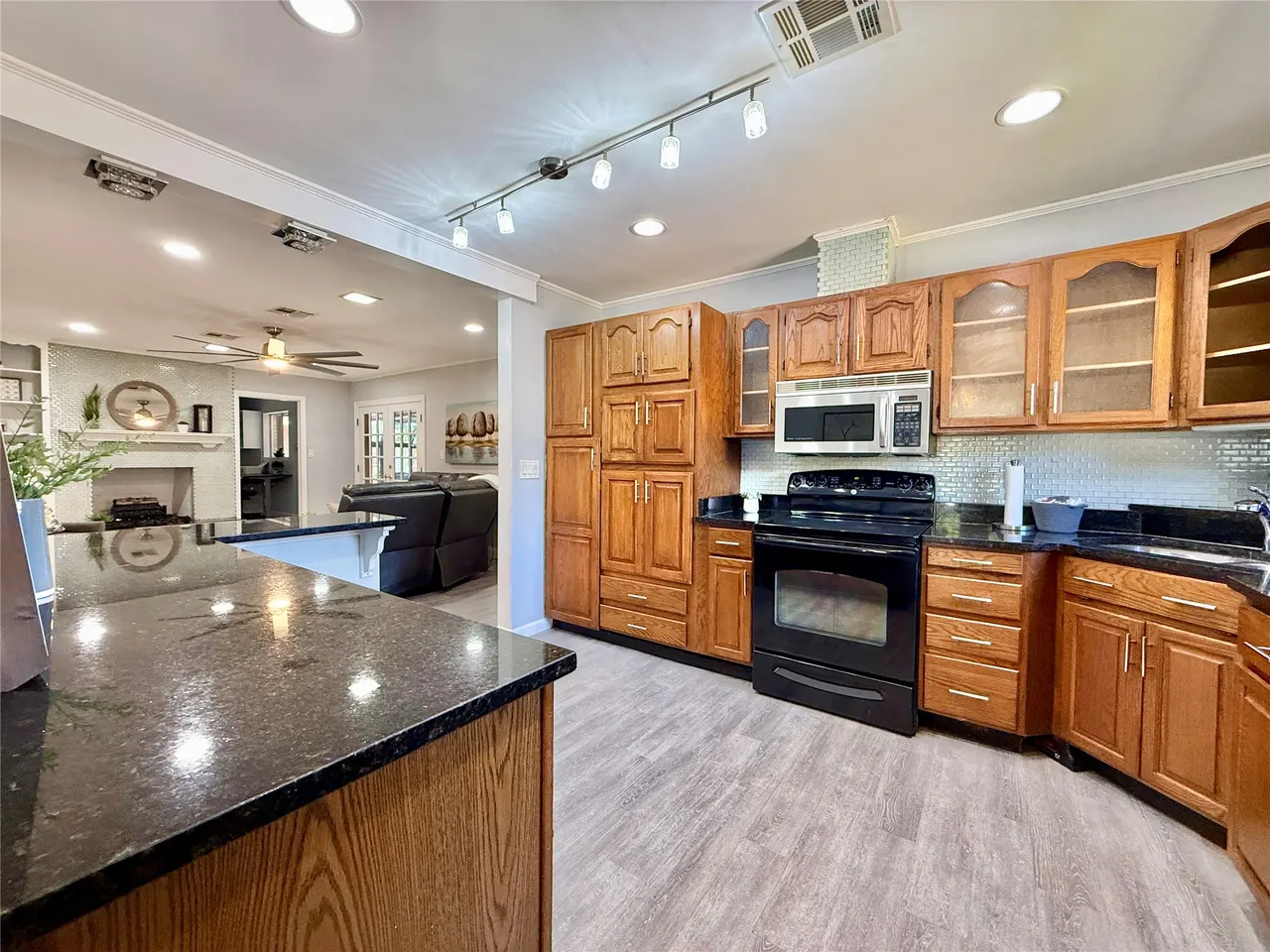 Photo 21 — 7204 E 55th Place, Tulsa, OK 74145