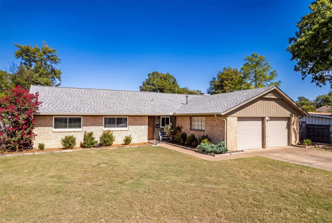 Photo 2 — 3425 E 57th Place, Tulsa, OK 74135