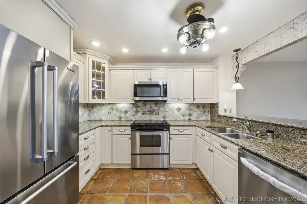 Photo 11 — 5813 S Atlanta Avenue 1, Tulsa, OK 74105