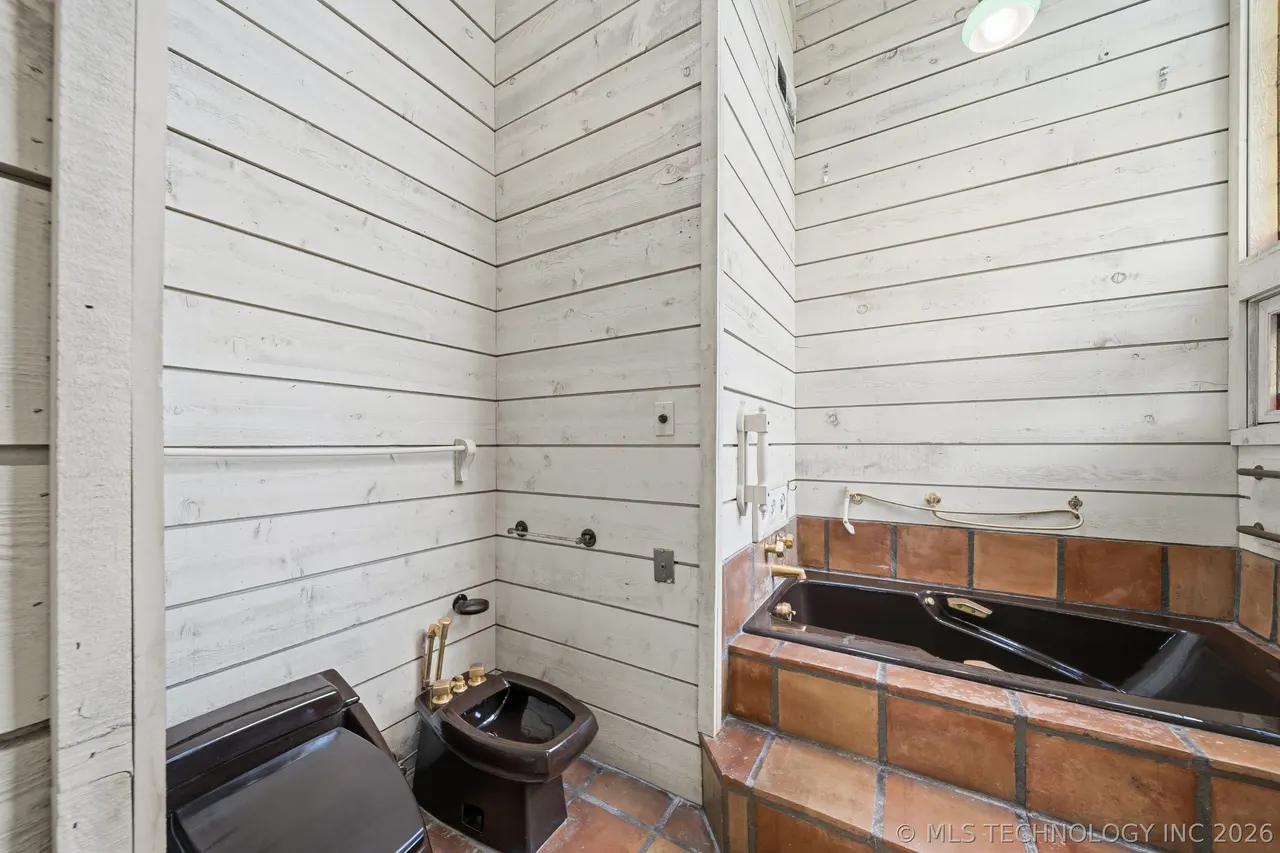Photo 22 — 5813 S Atlanta Avenue 1, Tulsa, OK 74105