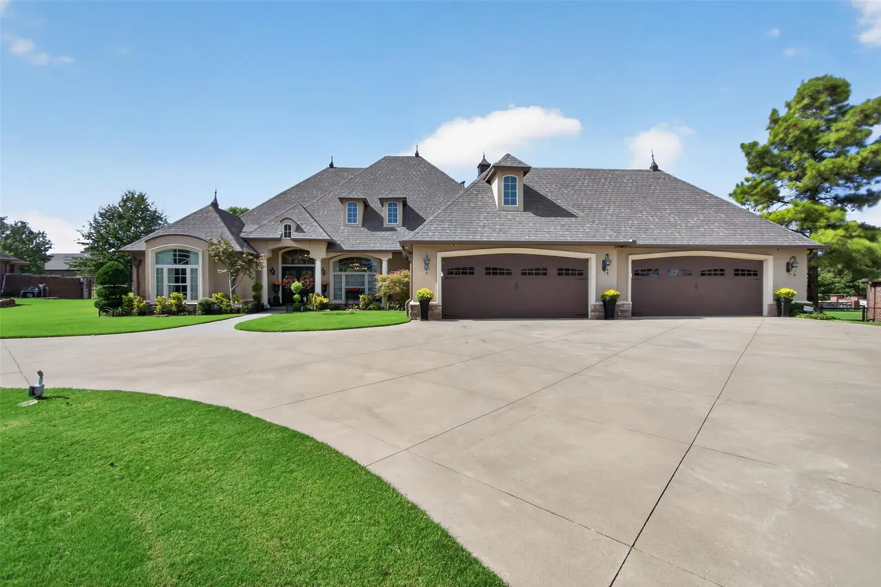 Front exterior — 12502 Longhorn Avenue, Glenpool, OK 74033