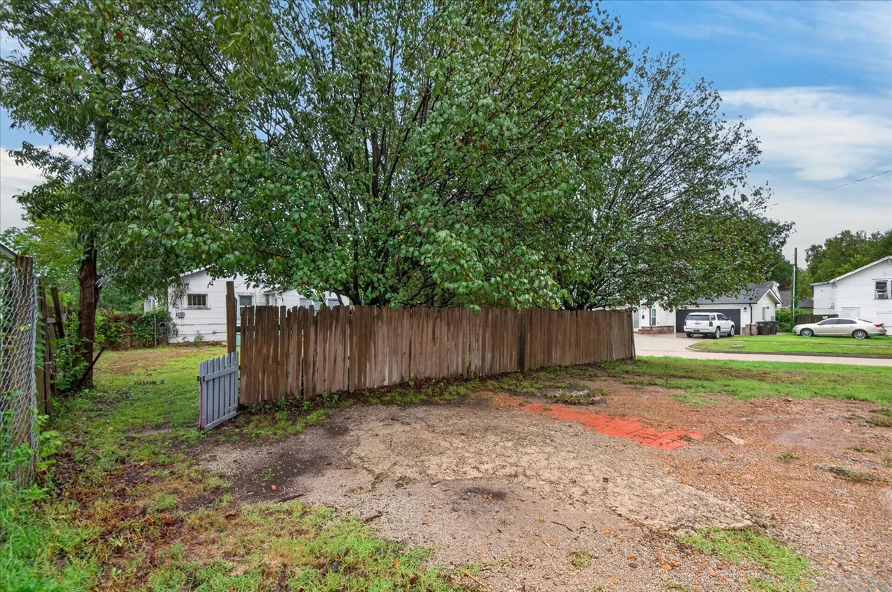 Photo 17 — 1221 SE Delaware Avenue, Bartlesville, OK 74003