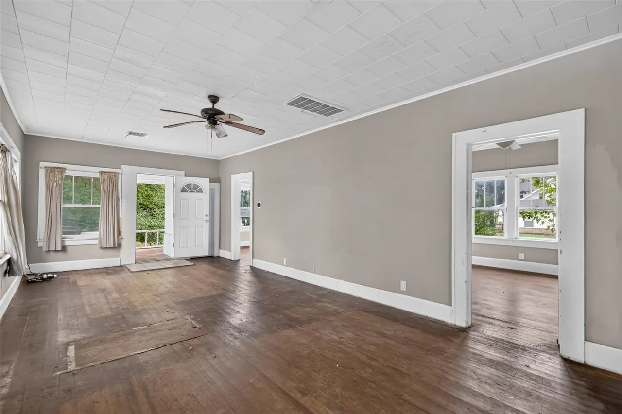 Photo 5 — 1221 SE Delaware Avenue, Bartlesville, OK 74003