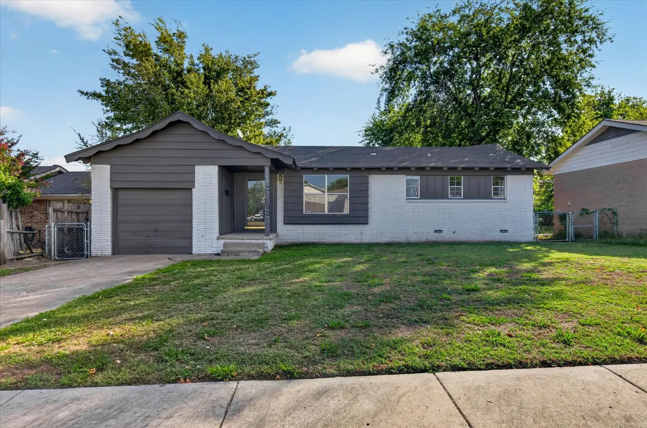 Photo 2 — 2133 S 80th EastAvenue, Tulsa, OK 74129