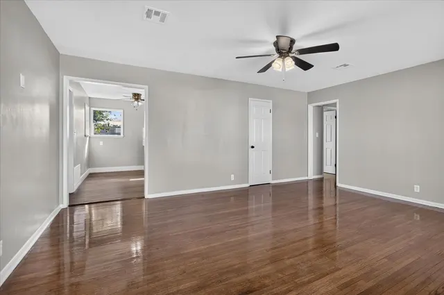 Photo 4 — 2133 S 80th EastAvenue, Tulsa, OK 74129