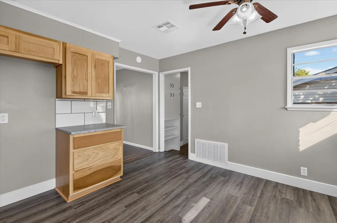 Photo 8 — 2133 S 80th EastAvenue, Tulsa, OK 74129